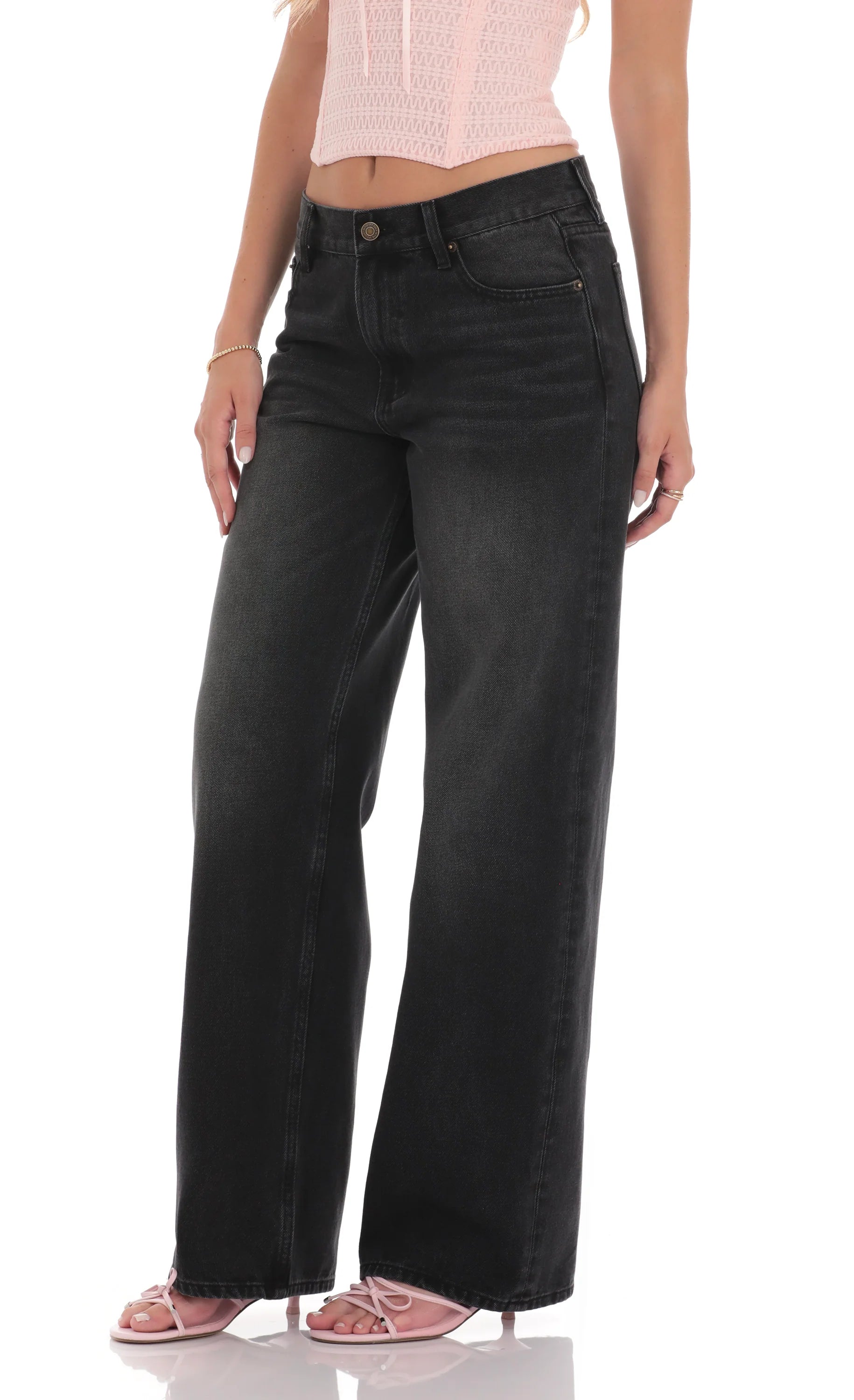 Low Rise Baggy Jeans in Black