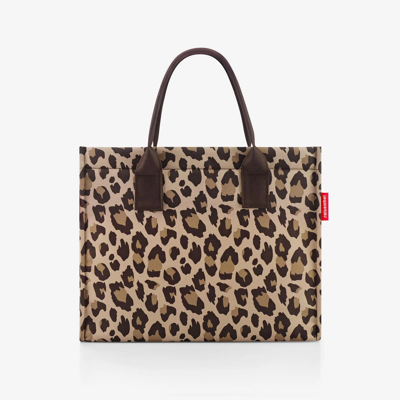 Daily Shopper Business Leo Macchiato