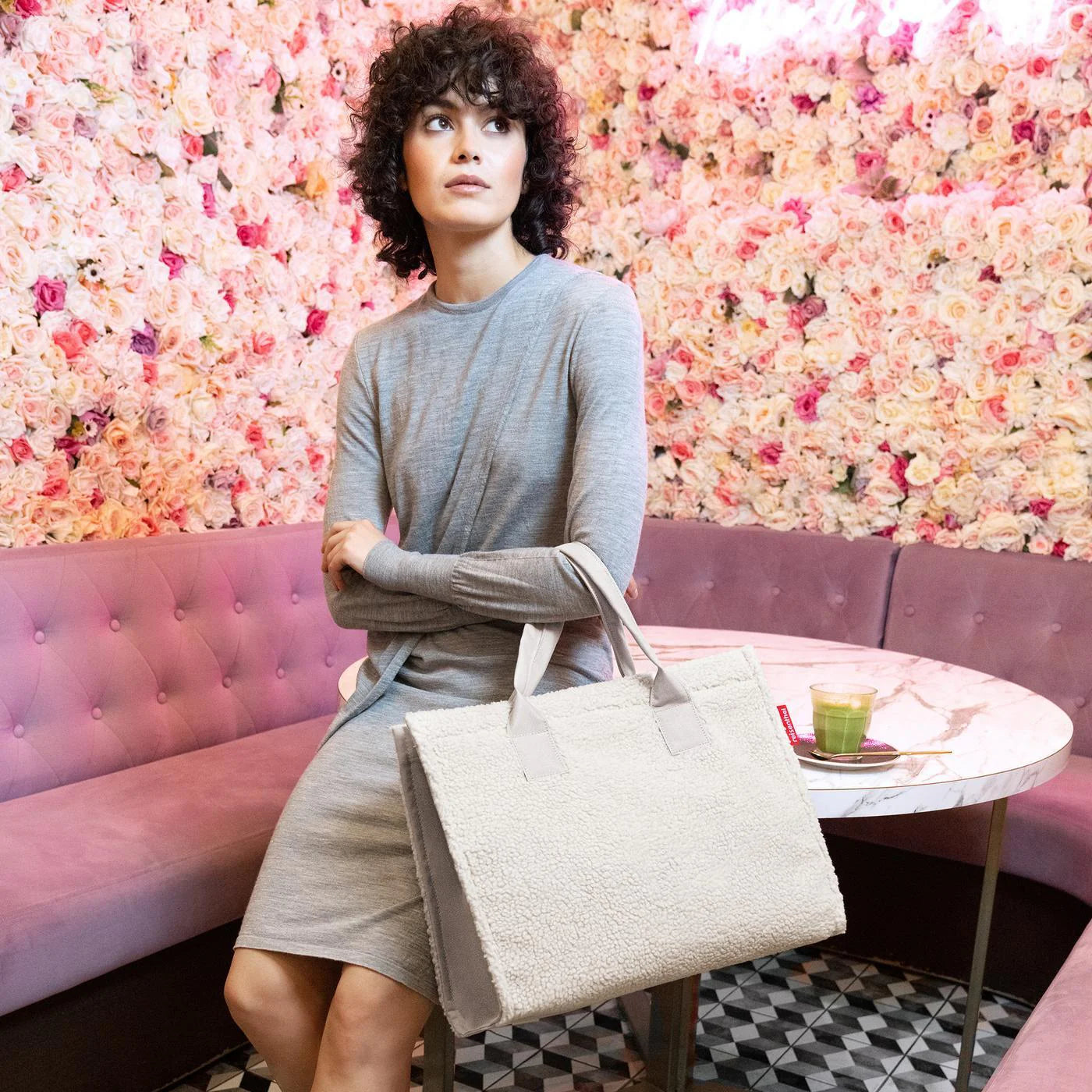 Daily Shopper Teddy Sand