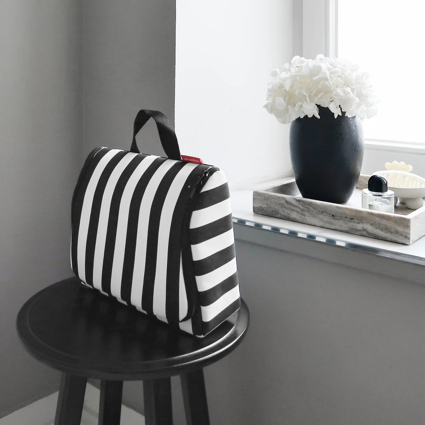 Toiletbag Xl Summerstripes Black