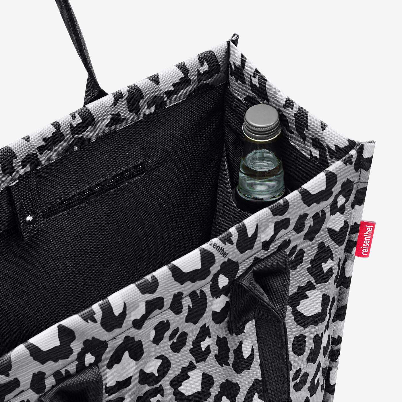 Daily Shopper Leo Nero