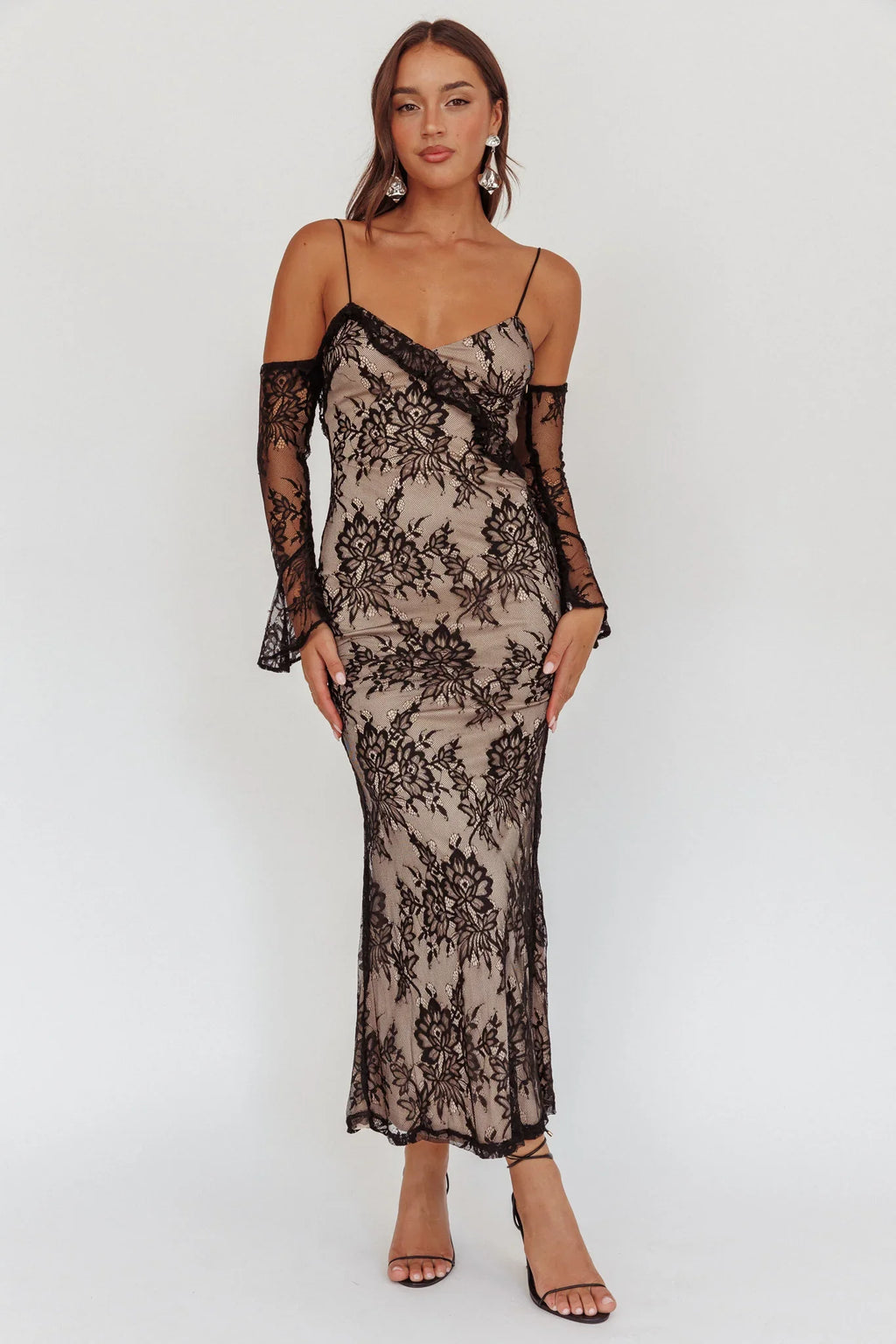 Zarah Off-Shoulder Sleeve Lace Maxi Dress Black
