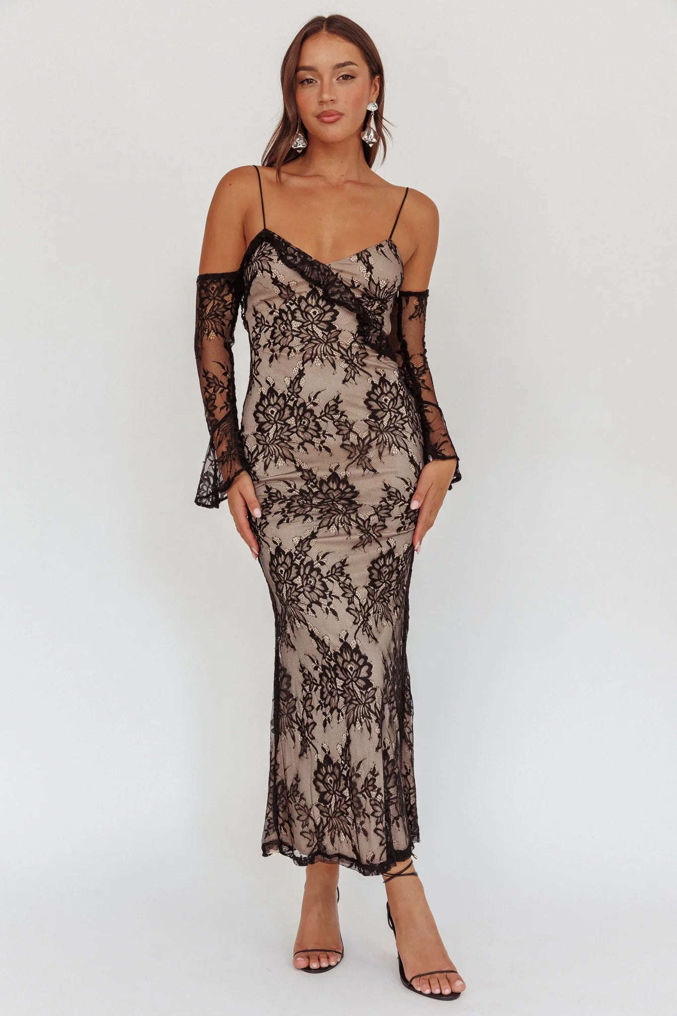 Zarah Off-Shoulder Sleeve Lace Maxi Dress Black