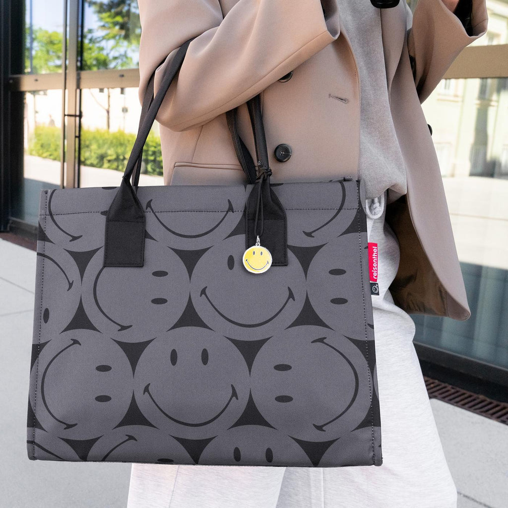 Daily Shopper Smiley Grey