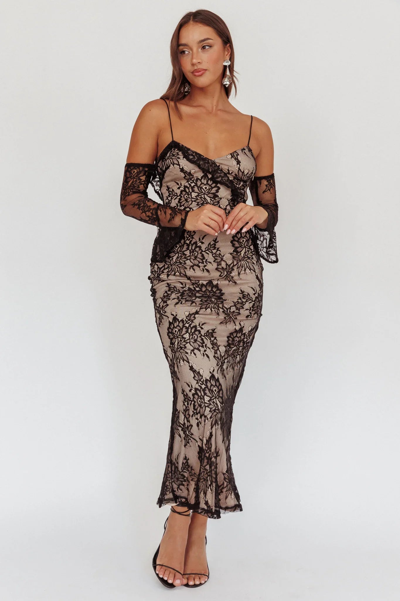 Zarah Off-Shoulder Sleeve Lace Maxi Dress Black