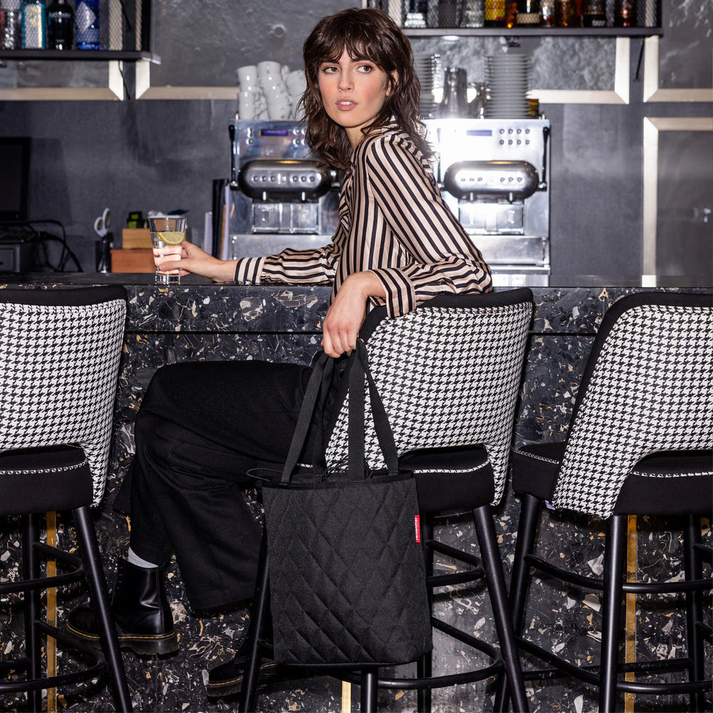 Classic Shopper M Rhombus Black