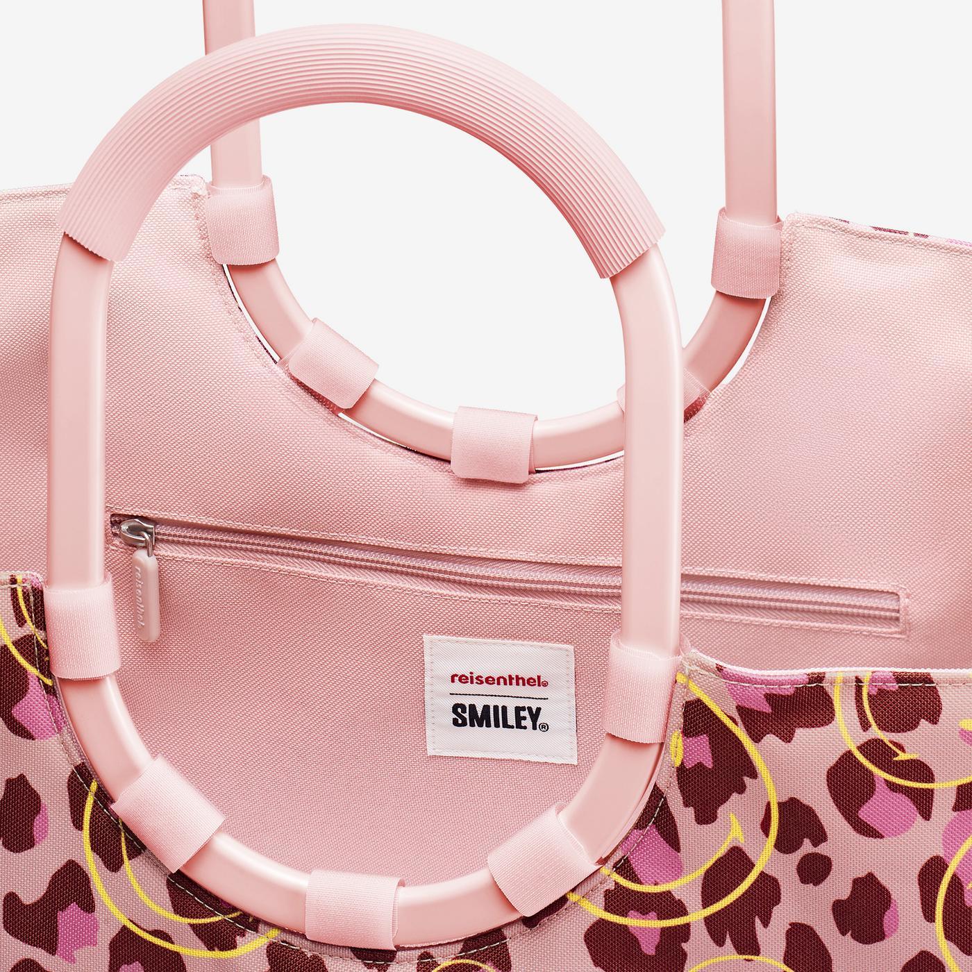 Loopshopper L Smiley Leo Blush