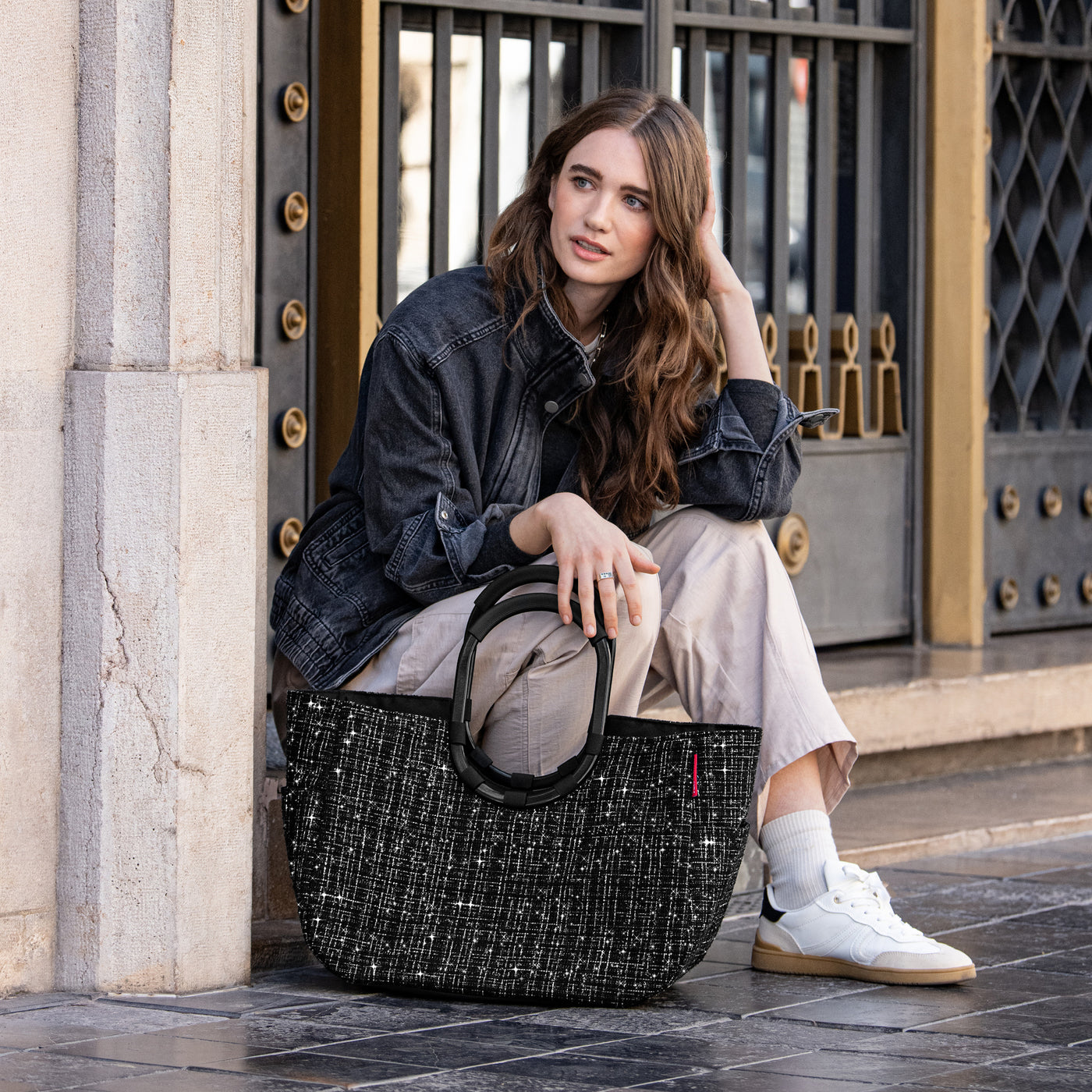 Loopshopper L Bouclé Black