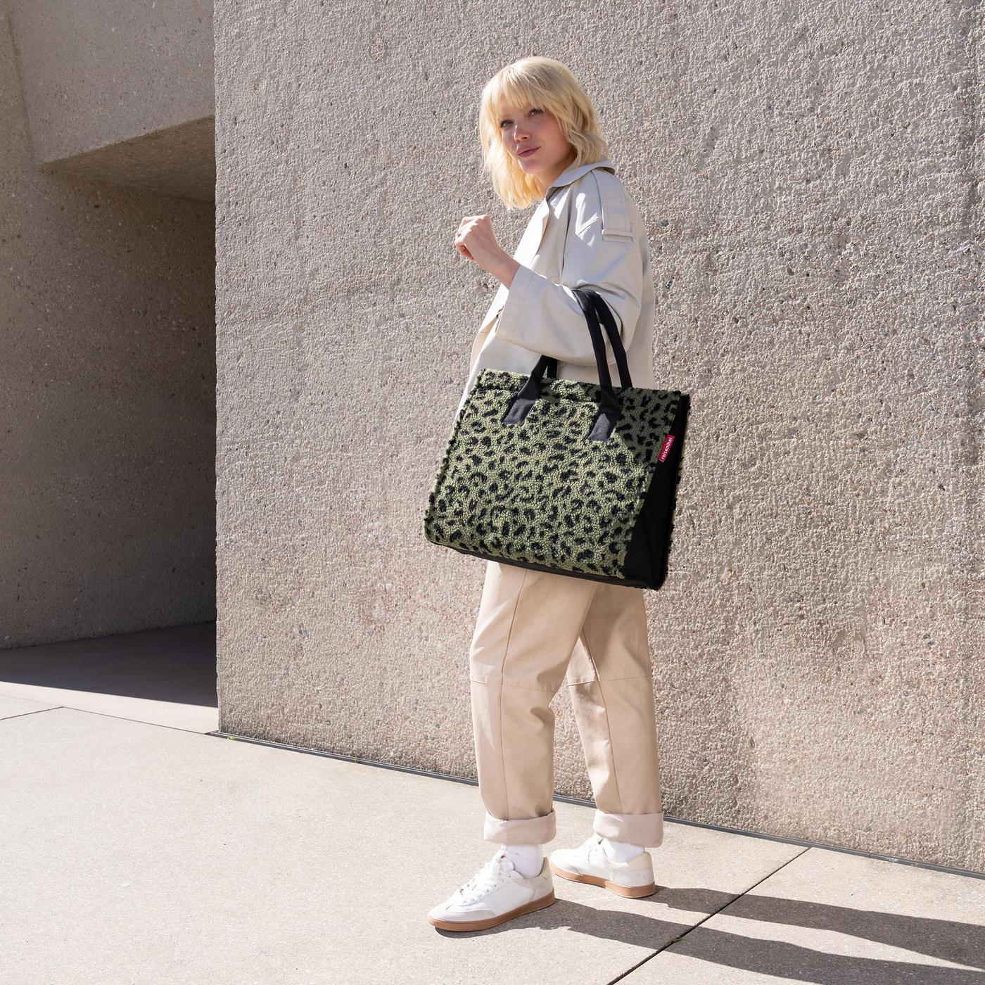 Daily Shopper Teddy Leo Olive