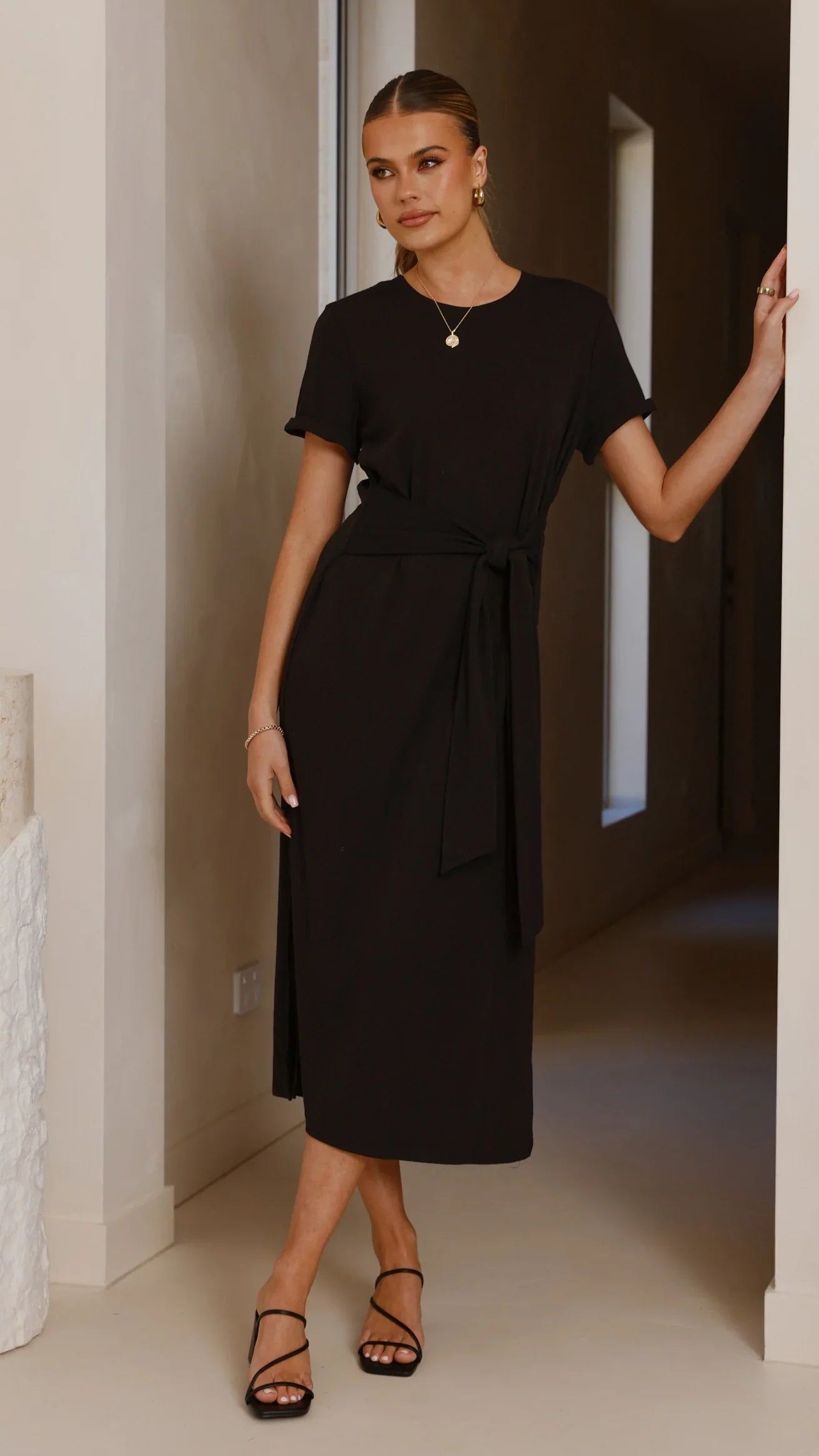 Valier Midi Dress - Black