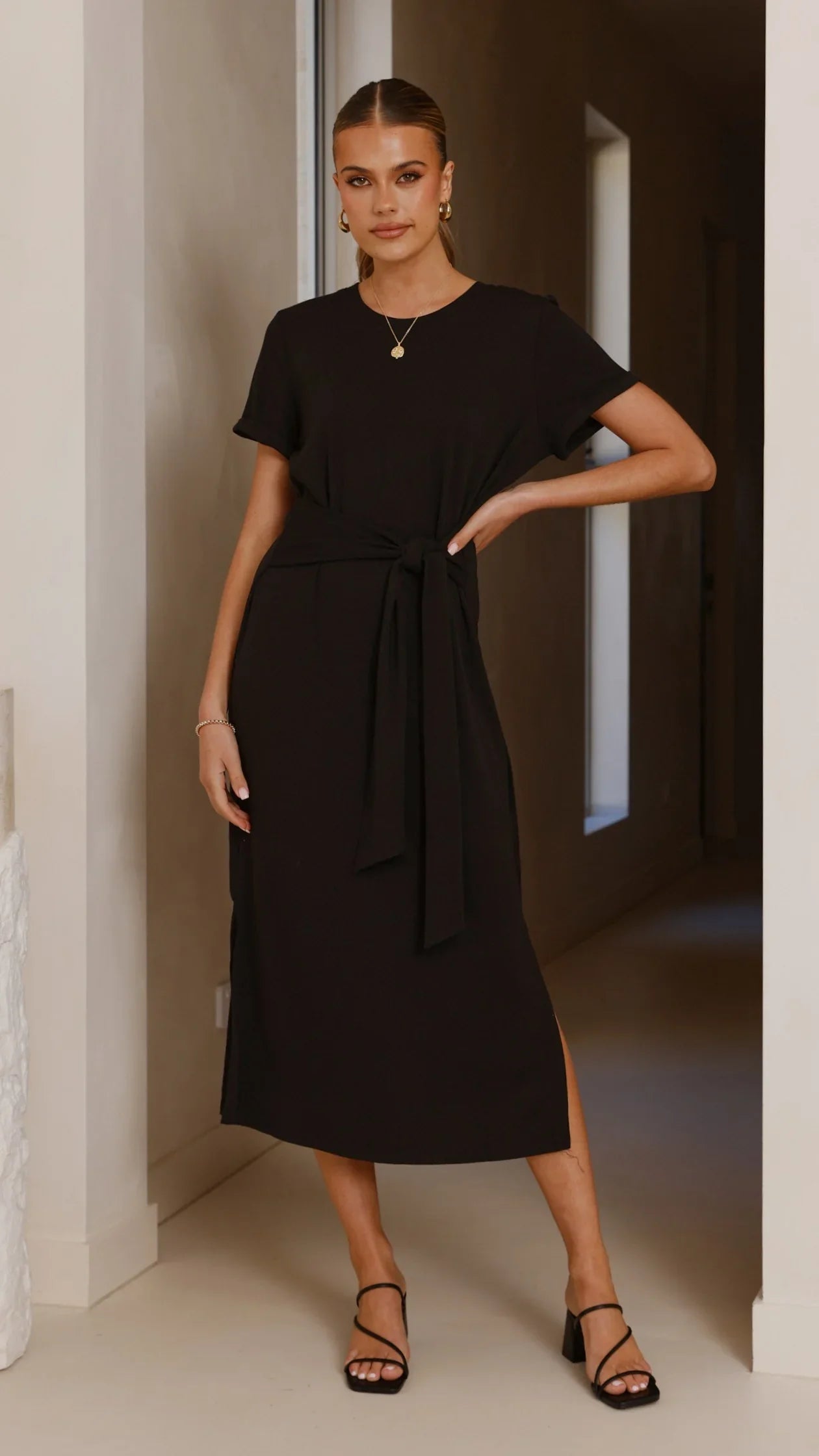 Valier Midi Dress - Black